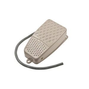 Przełącznik nożny, pedał FS-2 z przewodem 10A 250V AC